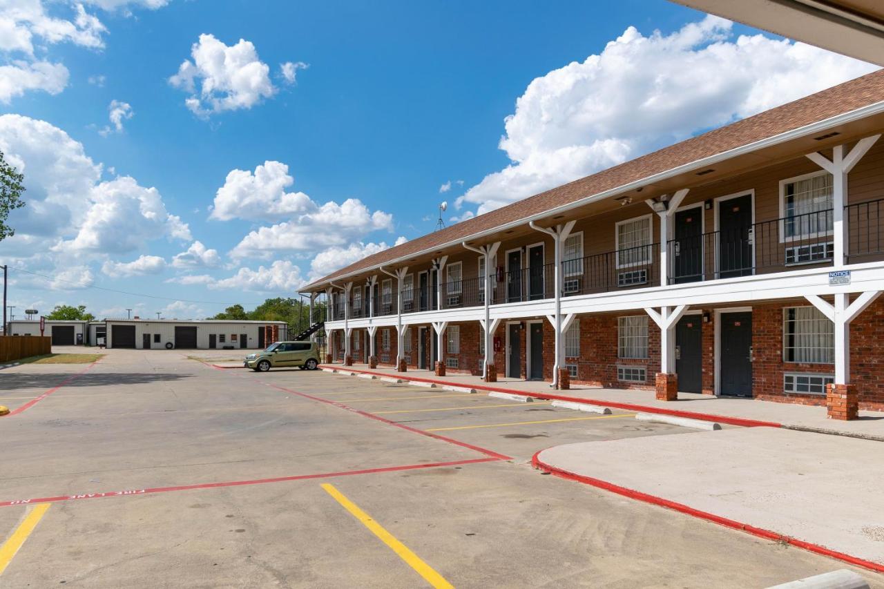 Countryside Inn Kaufman Εξωτερικό φωτογραφία
